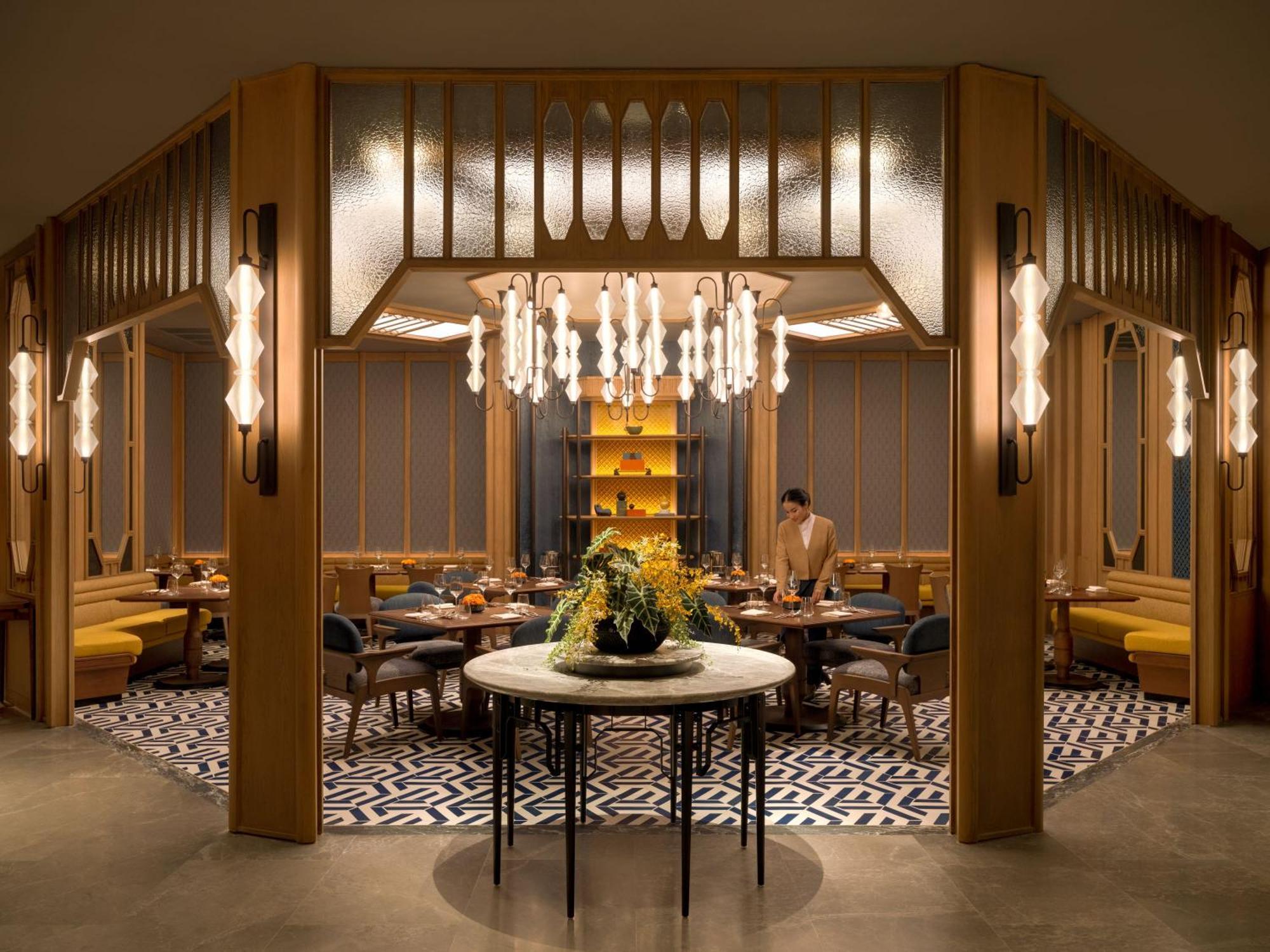 Dusit Thani 酒店