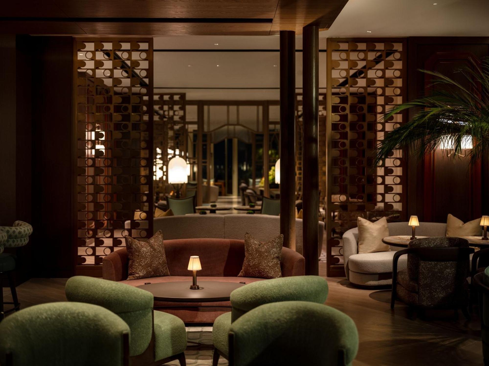 Dusit Thani 酒店 5*